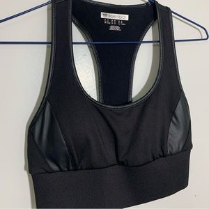 🍒5/$20🍒Forever 21 Black Sports Bra/Top